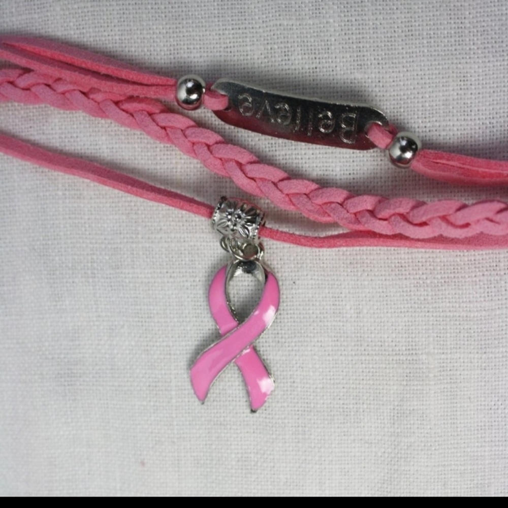 Charm Bracelet Breast Cancer Ribbon w/box - Picture 4 of 5